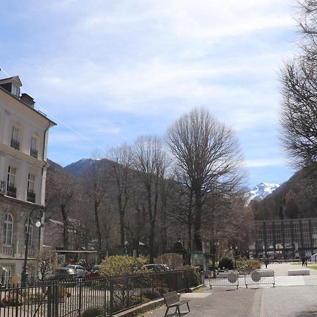 Le Palais D'Etigny Apartment Bagneres-de-Luchon ภายนอก รูปภาพ